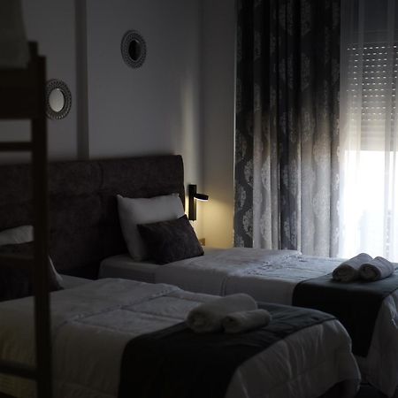 Hotel Abedini Саранда Экстерьер фото