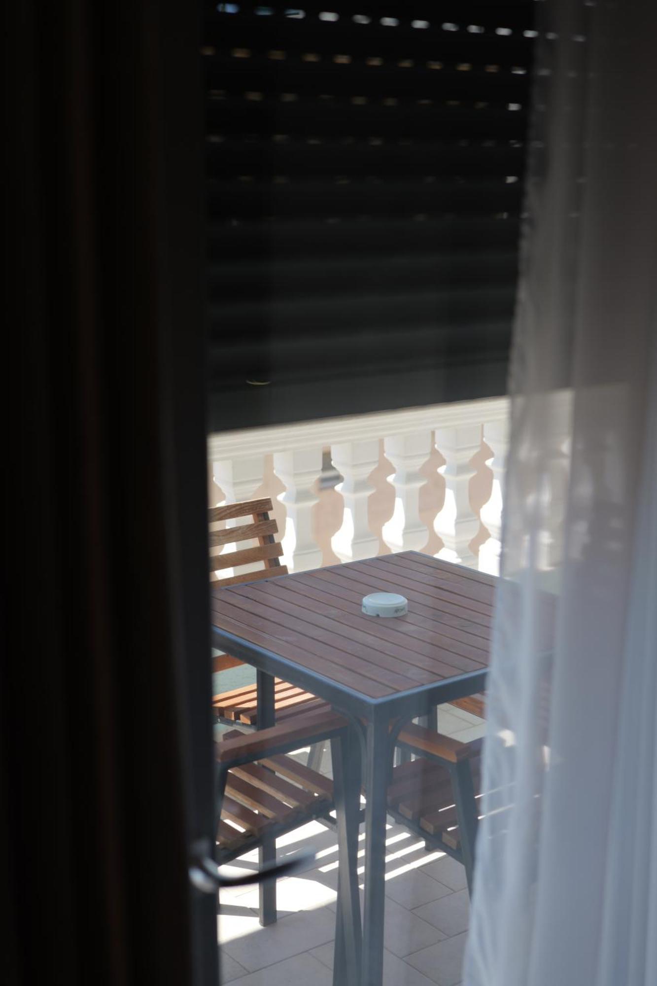 Hotel Abedini Саранда Экстерьер фото